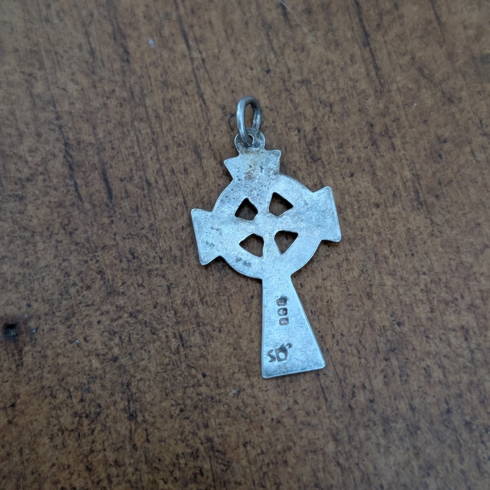 Intricate Silver Cross Pendant - Picture 2 of 3